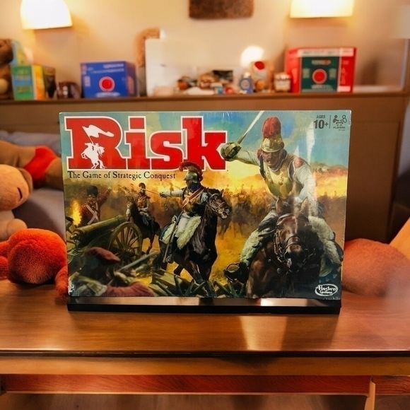 NIB RISK Game Classic Edition Family Board Game Strategic Conquest Game - Picture 1 of 3